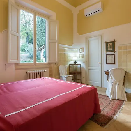 Villa Merlo Ner0 Florence